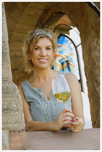 Weinprinzessin Julia